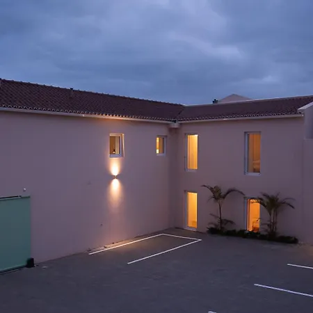 Apartment Marta - Estorninho